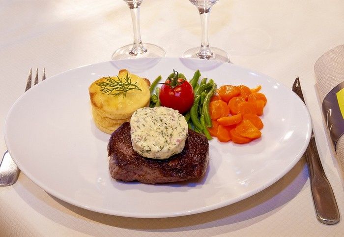 Le_Relais_de_Genève_Plat