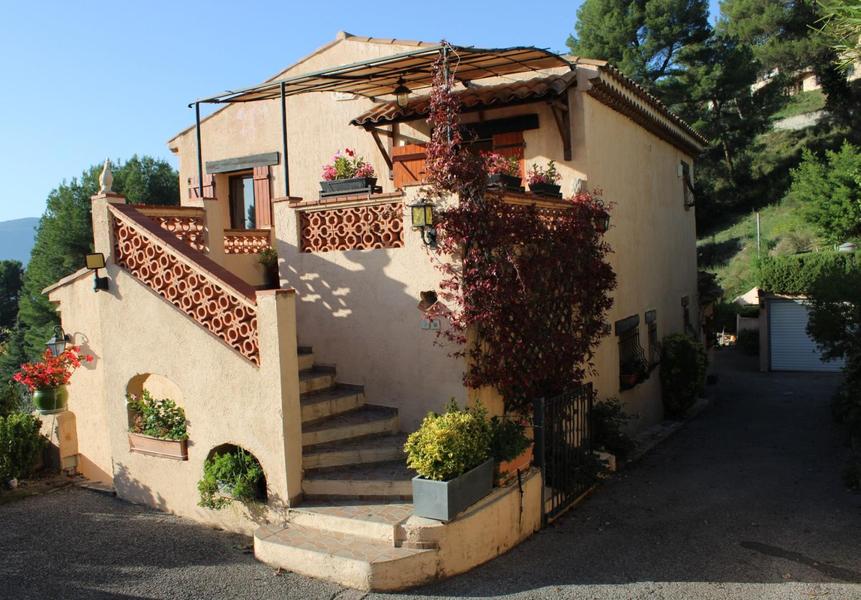 Gîte La Rieissa-Colomars-Gîtes de France des Alpes-Maritimes