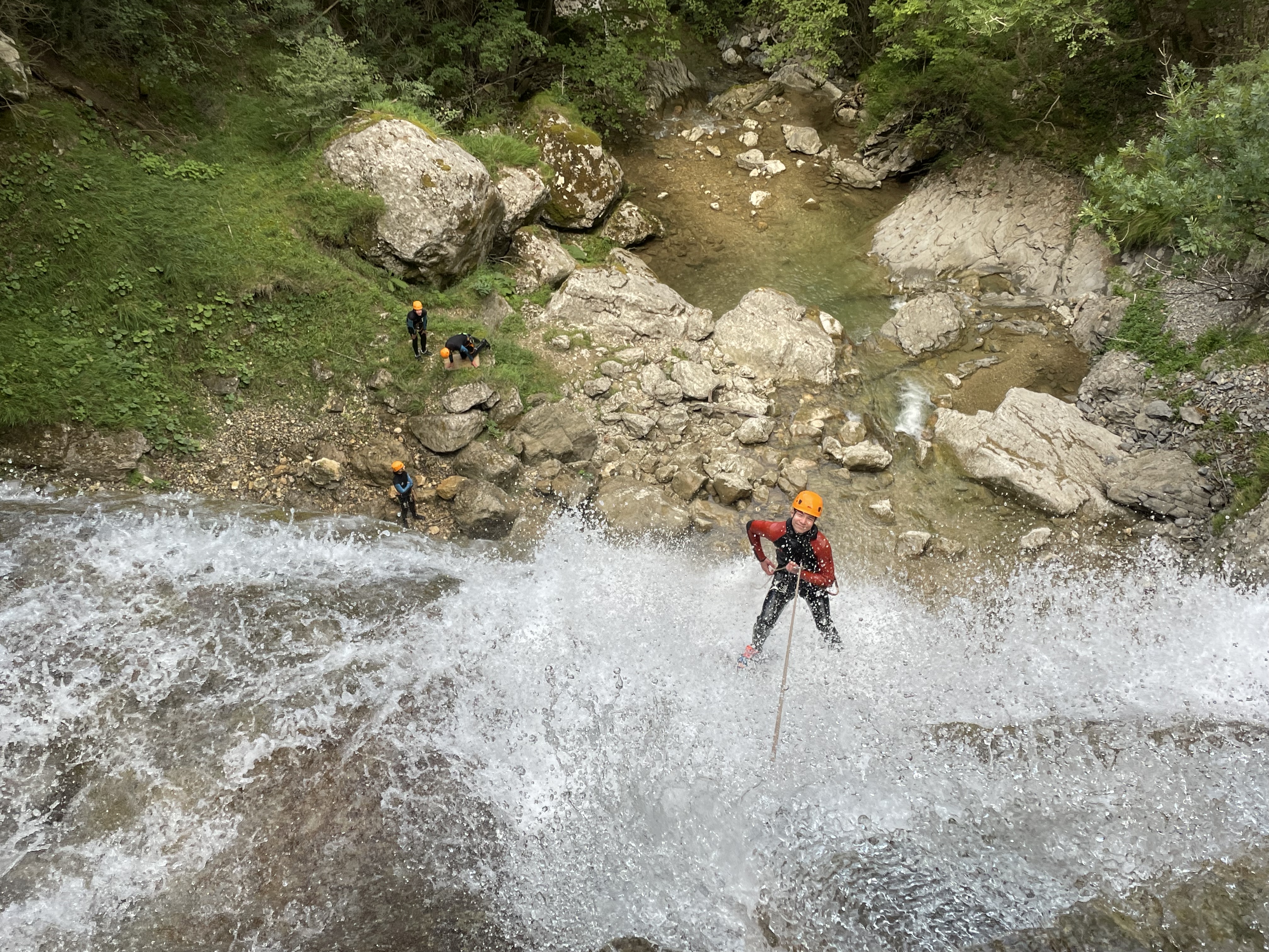 Devenez autonome en descente de rappel