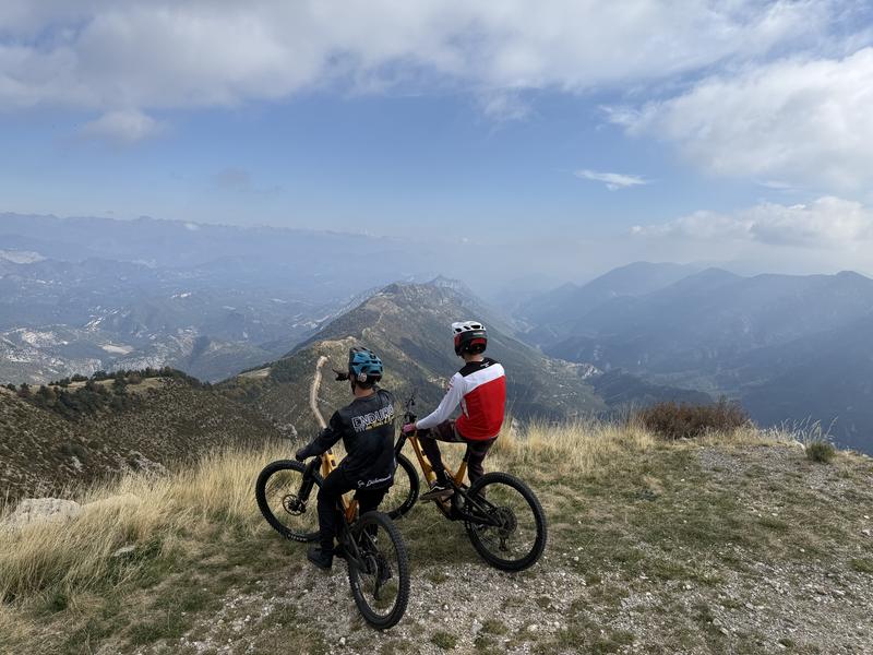 Le Grand tour des Préalpes d’Azur en VTT_Gréolières