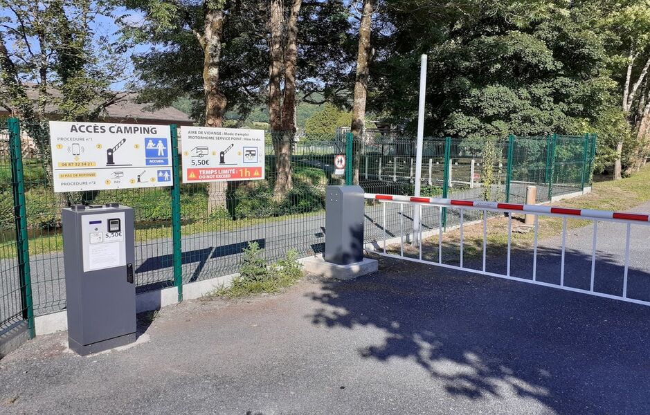 Camping de La Lande borne camping car