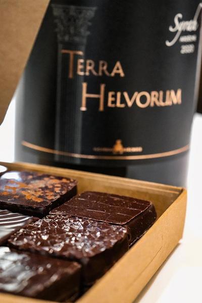 Accords mets & vins « Le vin et le chocolat » à Néovinum