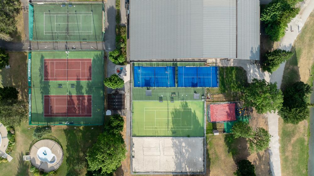 Ensemble des terrains de tennis et padel Ensemble des terrains de tennis et padel