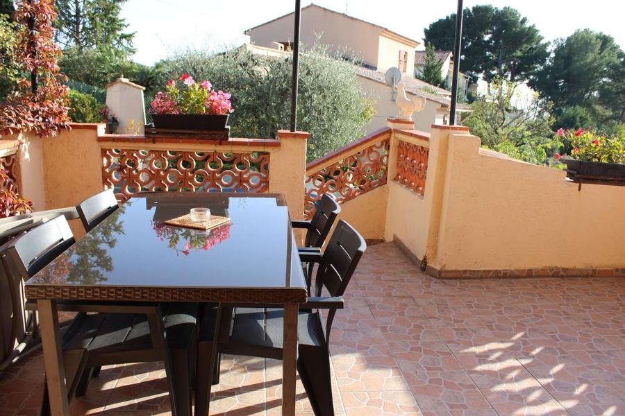 Gîte La Rieissa-terrasse-Colomars-Gîtes de France des Alpes-Maritimes