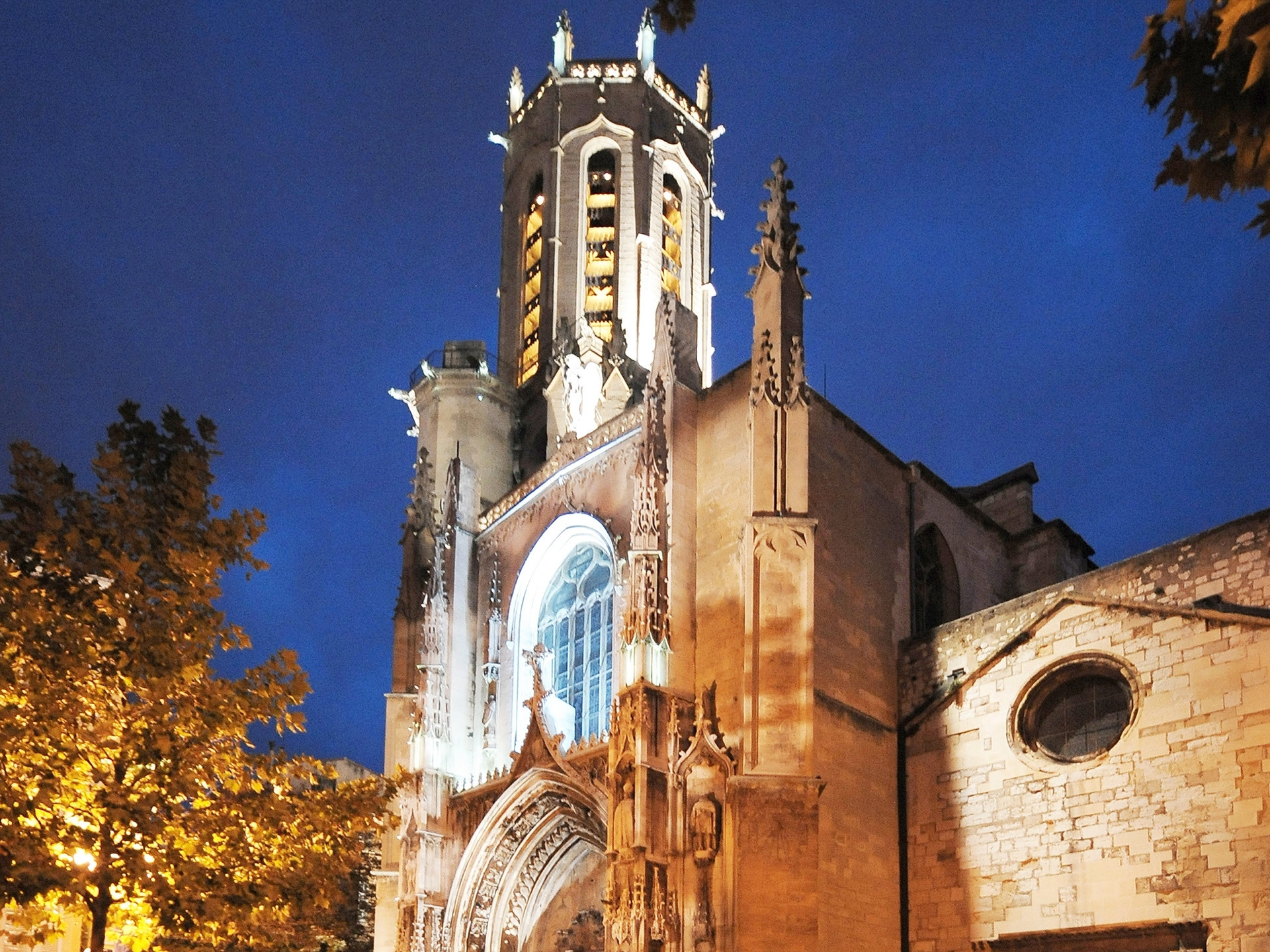 Cathédrale Saint-Sauveur