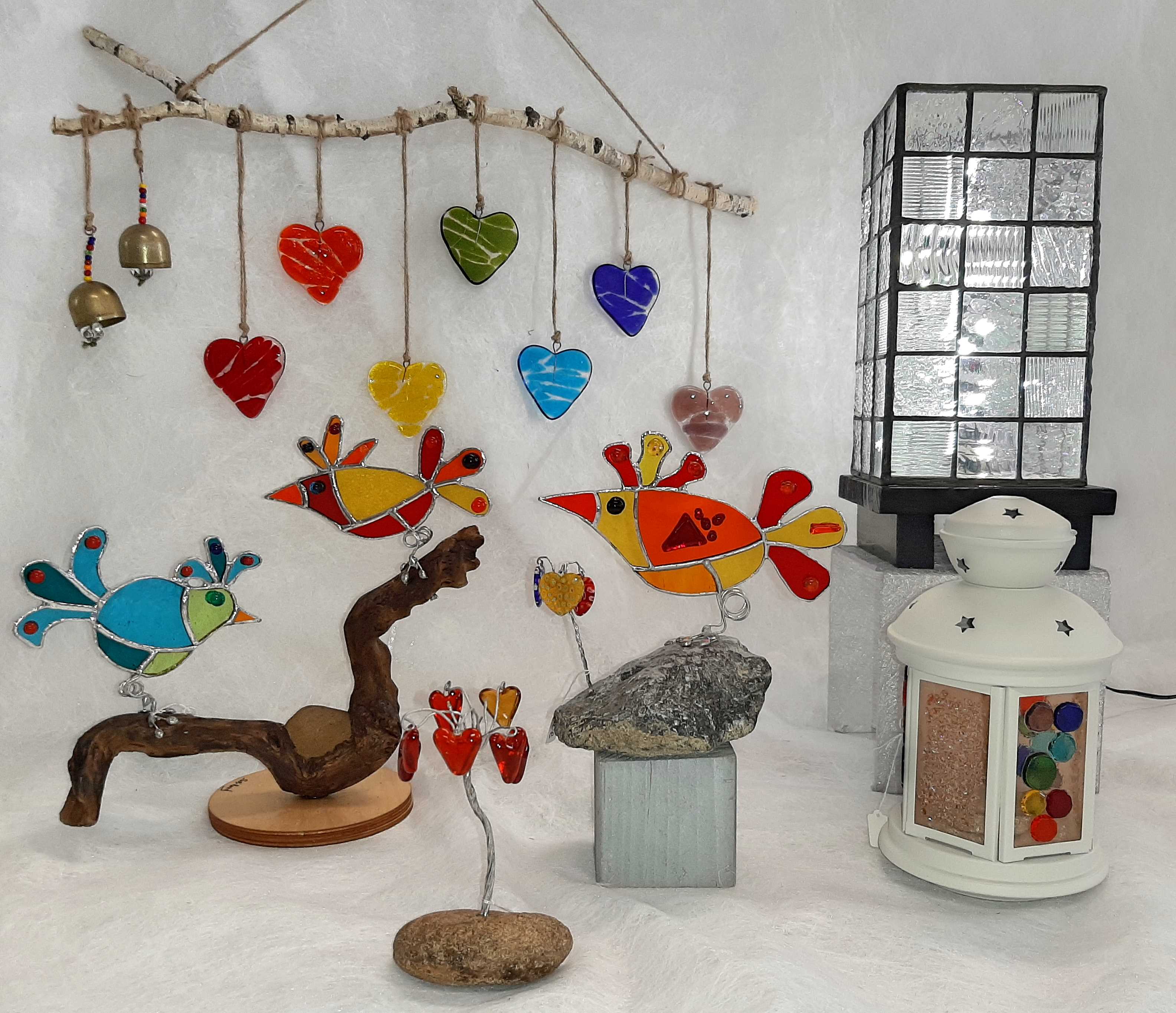 Assortiments des décorations en verre