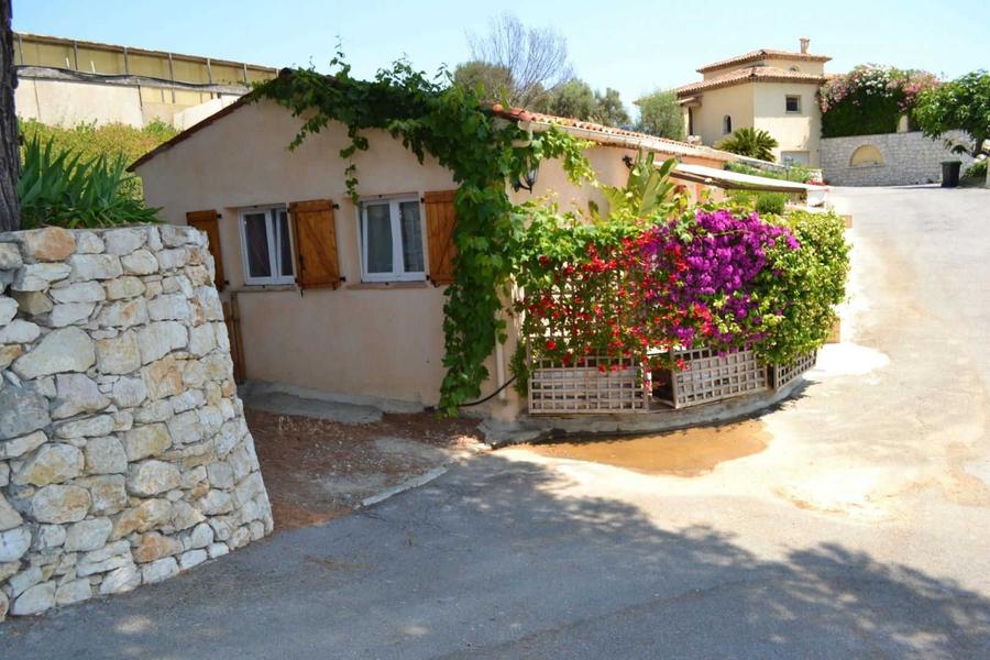 Gîte Petite Maison d'Amis--La Gaude-Gîtes de France Alpes-Maritimes