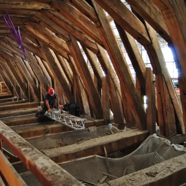 Charpente du château 