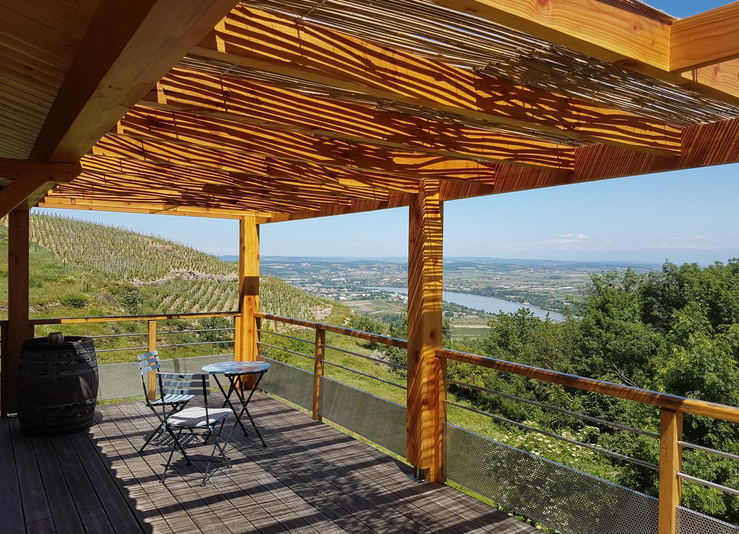 terrasse été avec pergola/canisse 