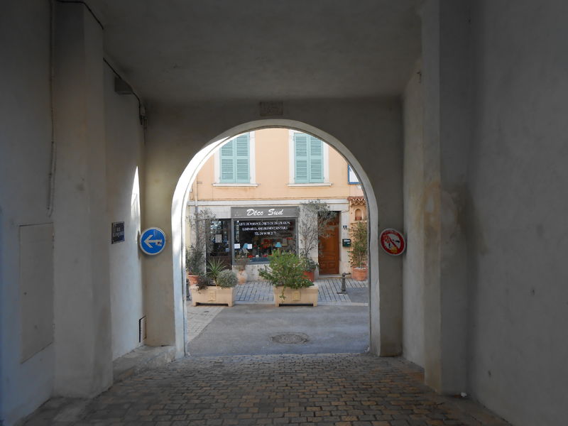 Porte Mazarine côté remparts - Porte Mazarine côté remparts - Sophie Delsanti