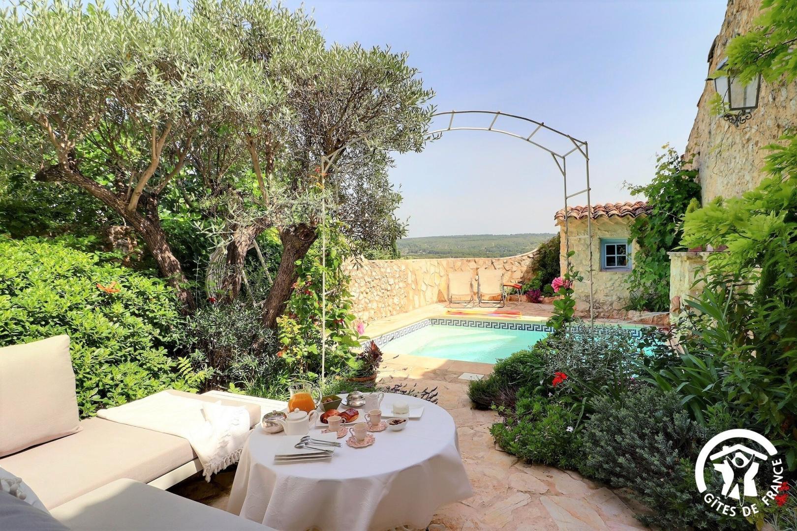 L'Île aux Fleurs, Ventabren - photo 17