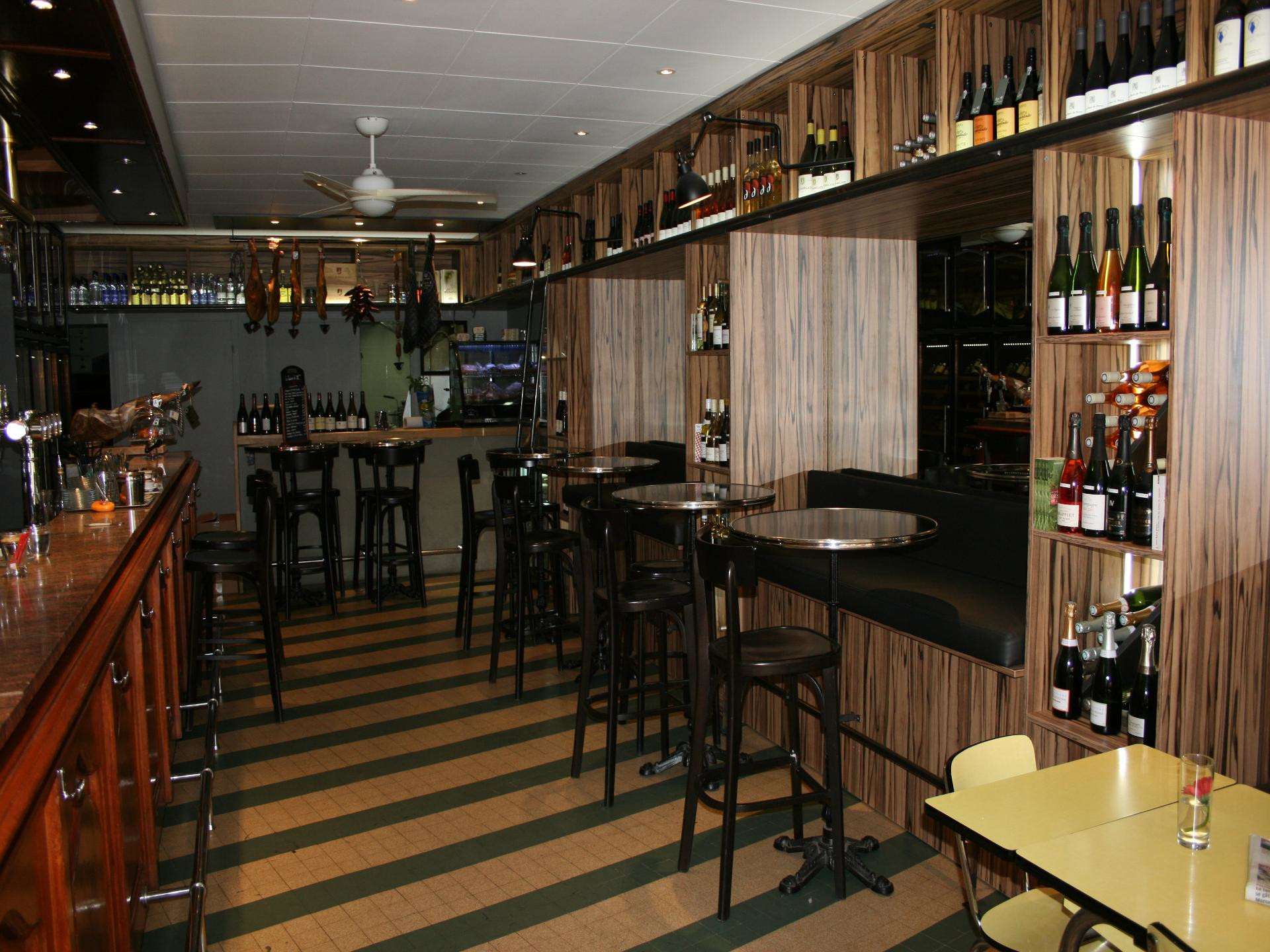 La Cave du XXème SIECLE - photo 2