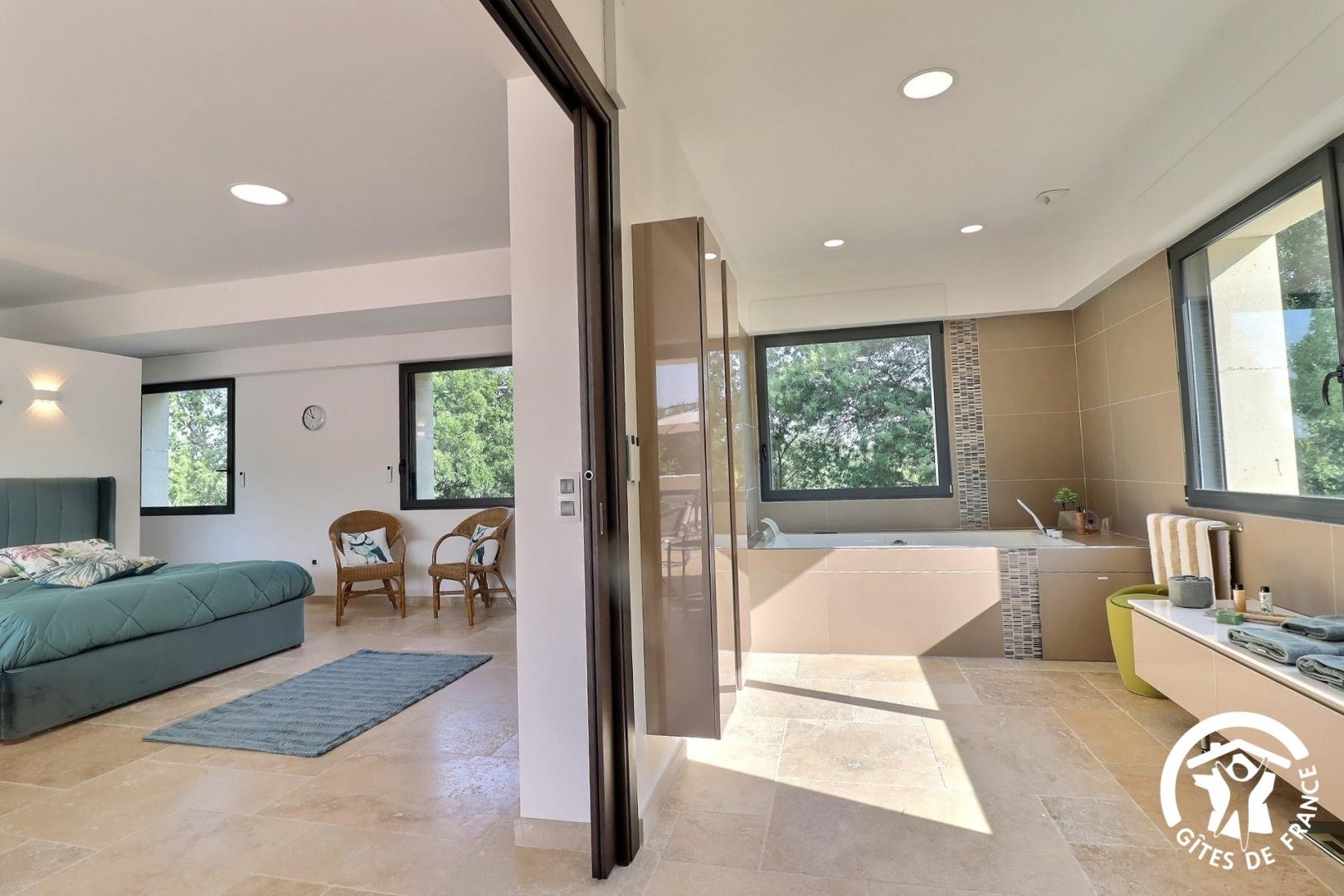 Domaine des Eucalyptus, Mollégès - photo 8