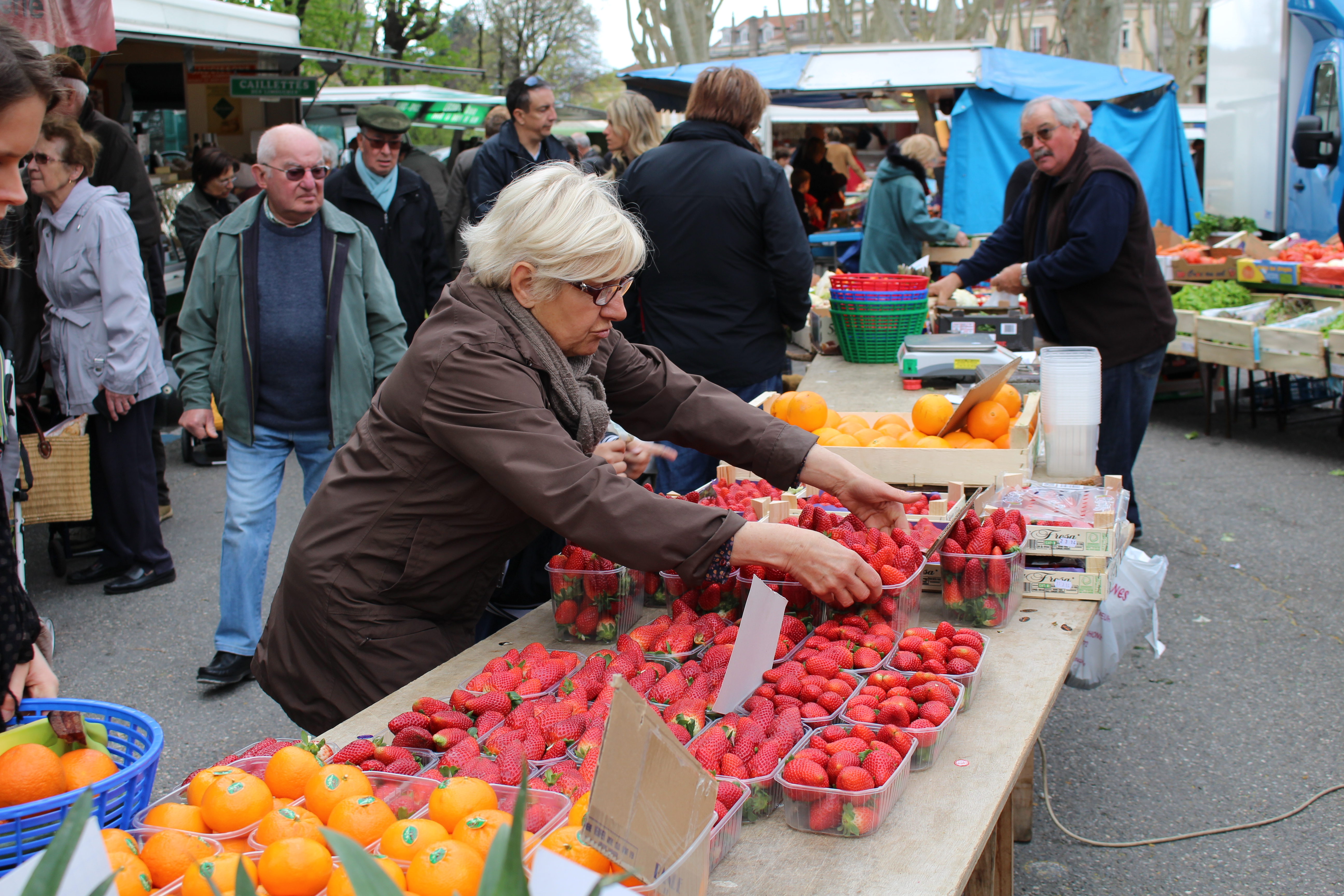 Marché hebdomadaire_La Roche de Glun