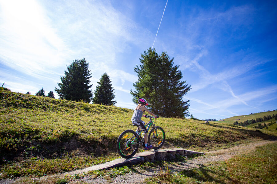 cours-vtt-enfants-les-saisies
