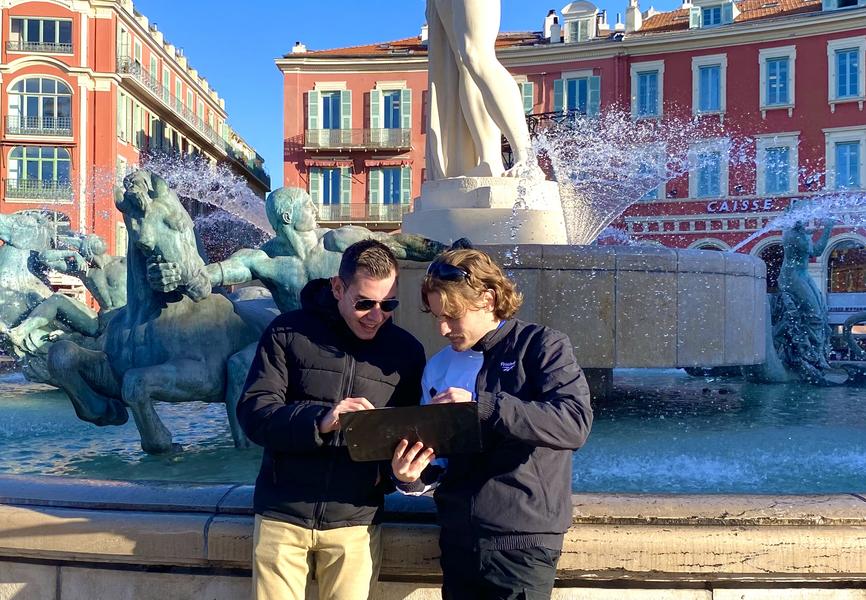 Jeu de piste à Nice Place Masséna