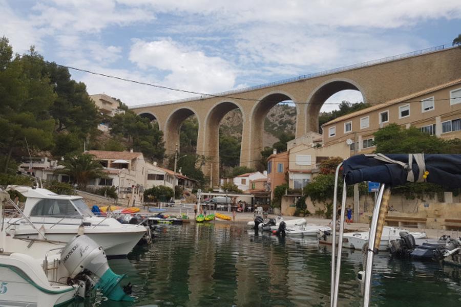 Privatisation d'un bateau - Visite des Calanques de la Côte Bleue