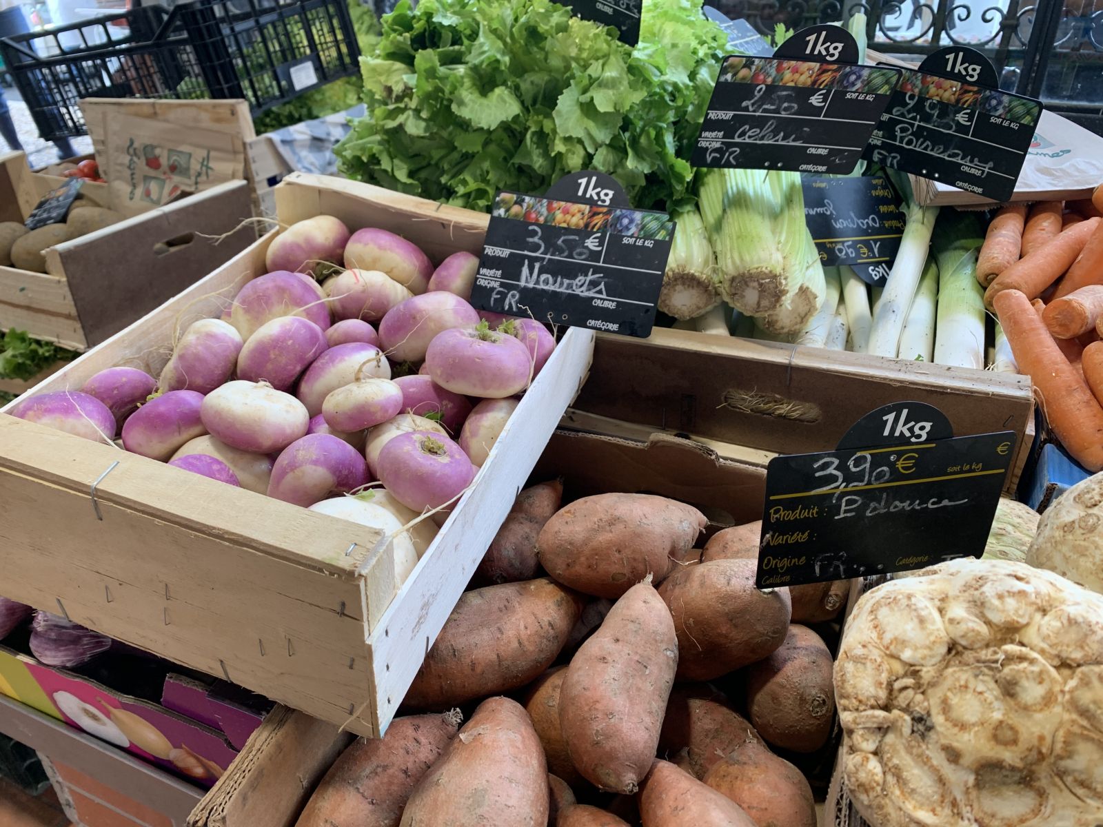 Marché de St Simon de Bordes