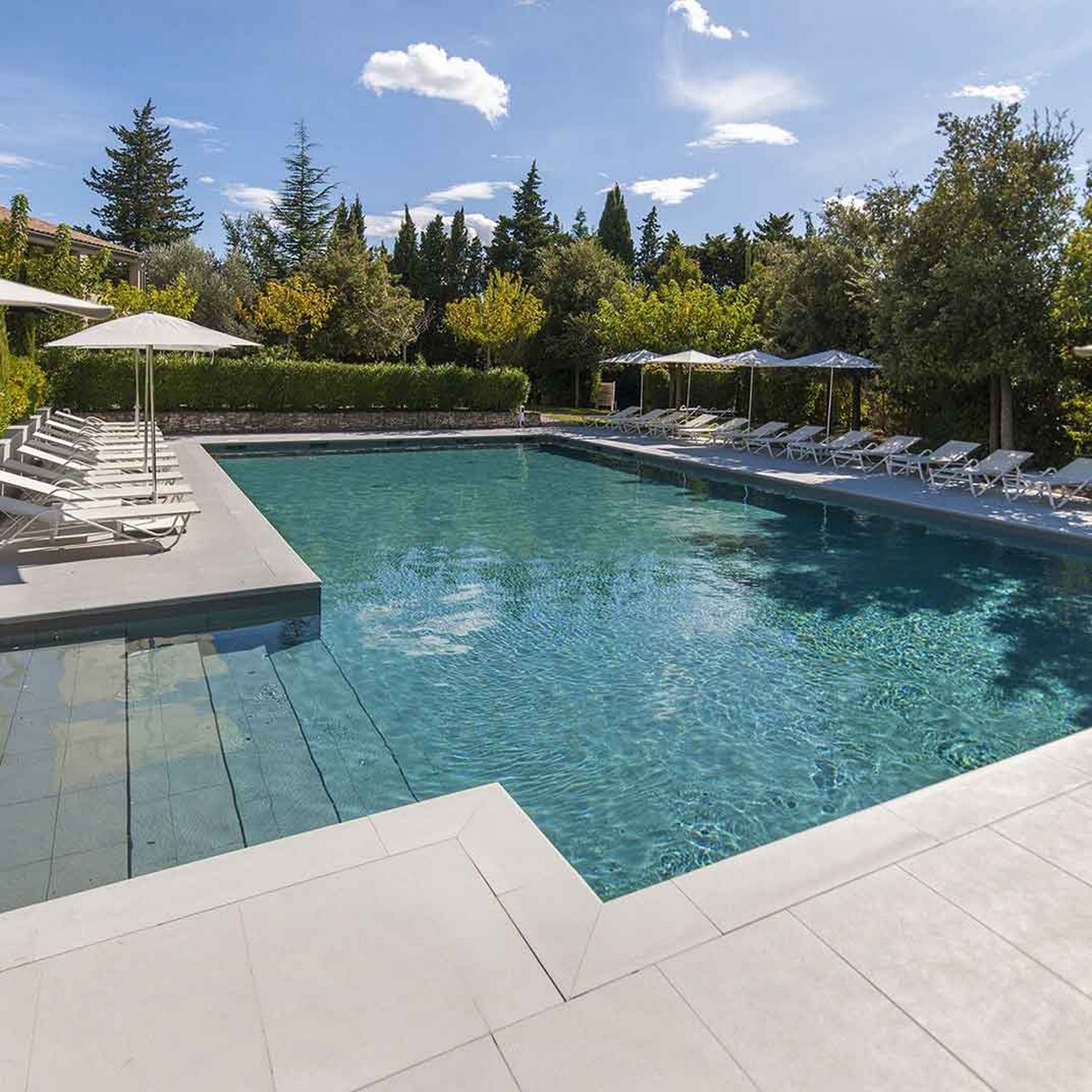 B Design et Spa, Paradou - photo 3