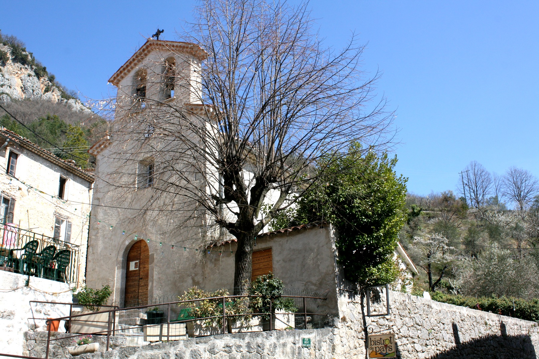 Eglise St Raphaël - Aiglun06_Aiglun06.fr