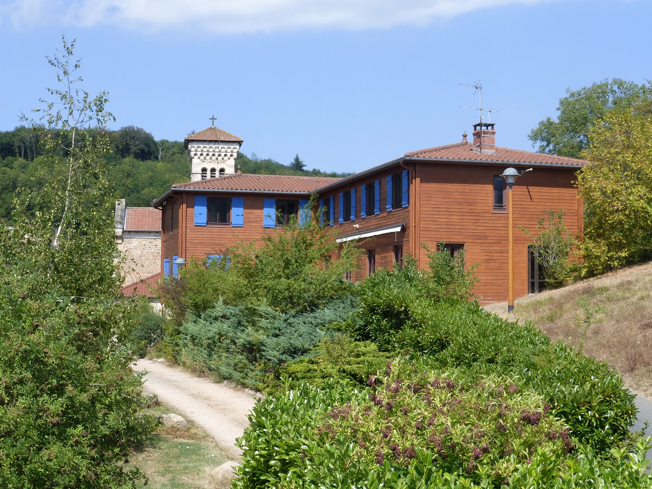 Gîte de groupe n°2(40 personnes) à Cenves en Haut Beaujolais - Rhône.