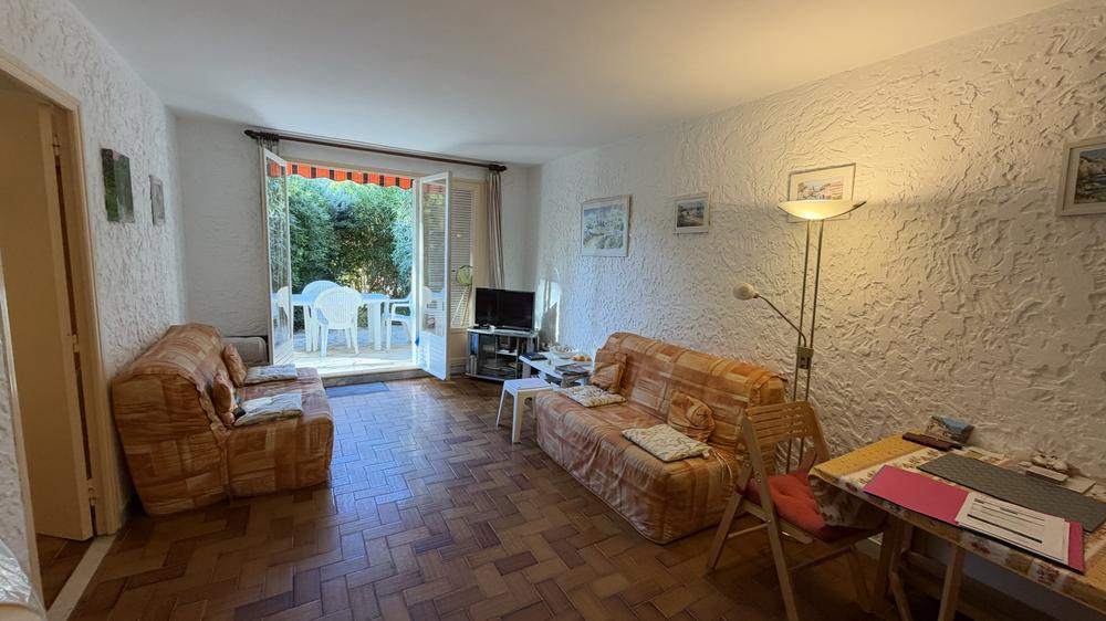 Marilyn Levi_Cavalaire-sur-Mer