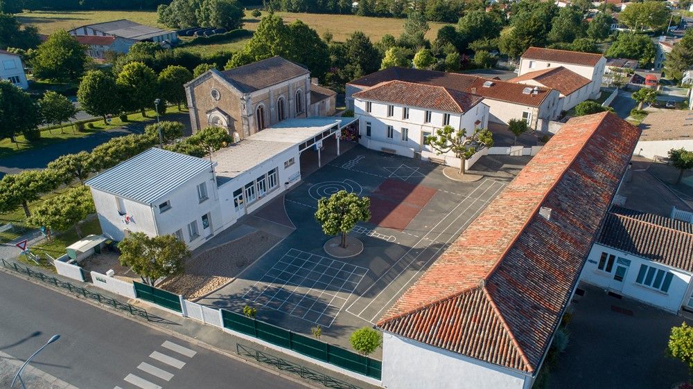 École Élémentaire et Maternelle