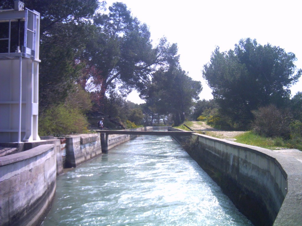 Le canal de Marseille, Saint-Estève-Janson - photo 4