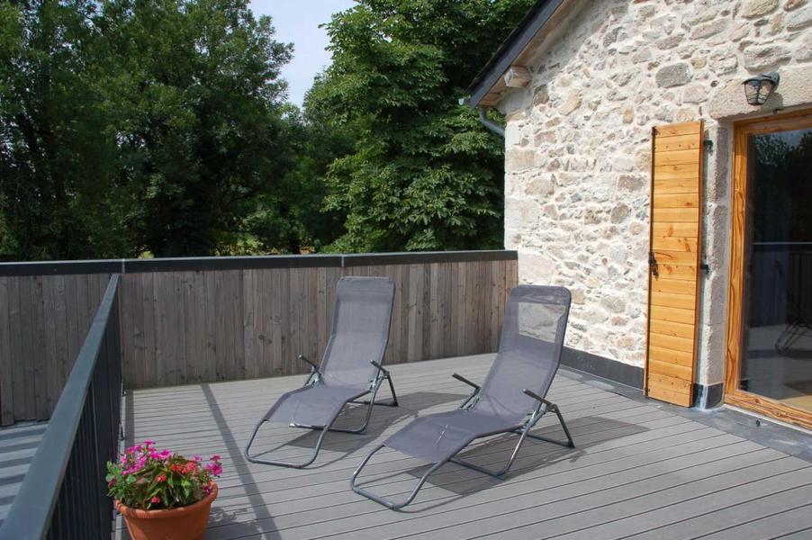 Terrasse à côté de la chambre