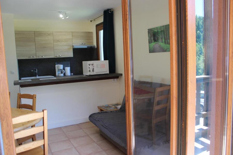 Gîte Les Faons-Séjour-Roubion Les Buisses-Gîtes de France des Alpes-Maritimes