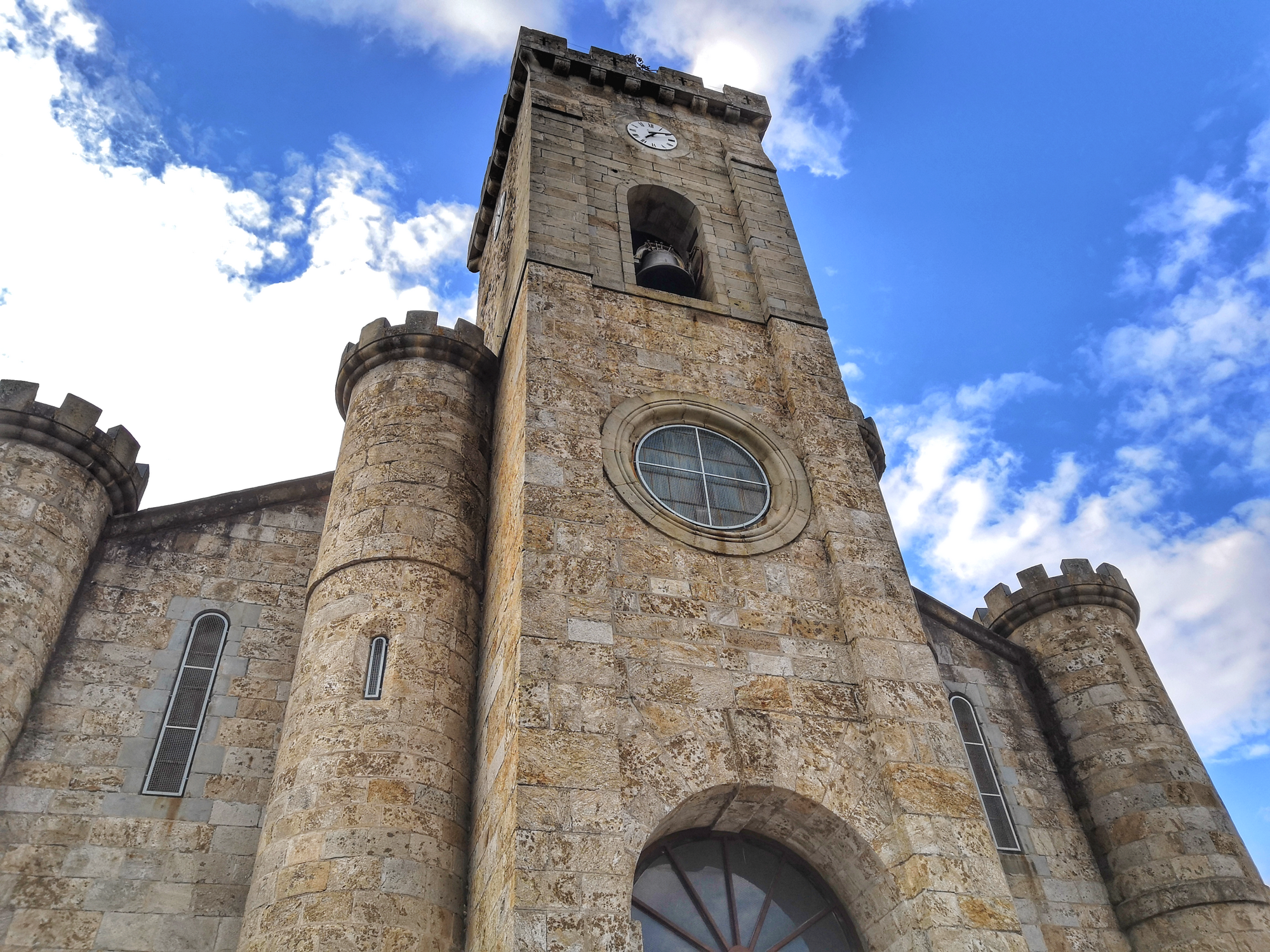 Montpezat - Église ©Maëva Lopez 