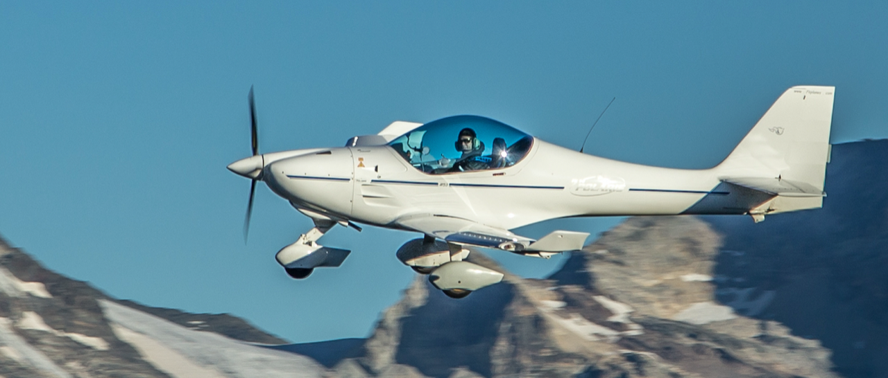 ULM Avion avec Antipodes à Val Cenis