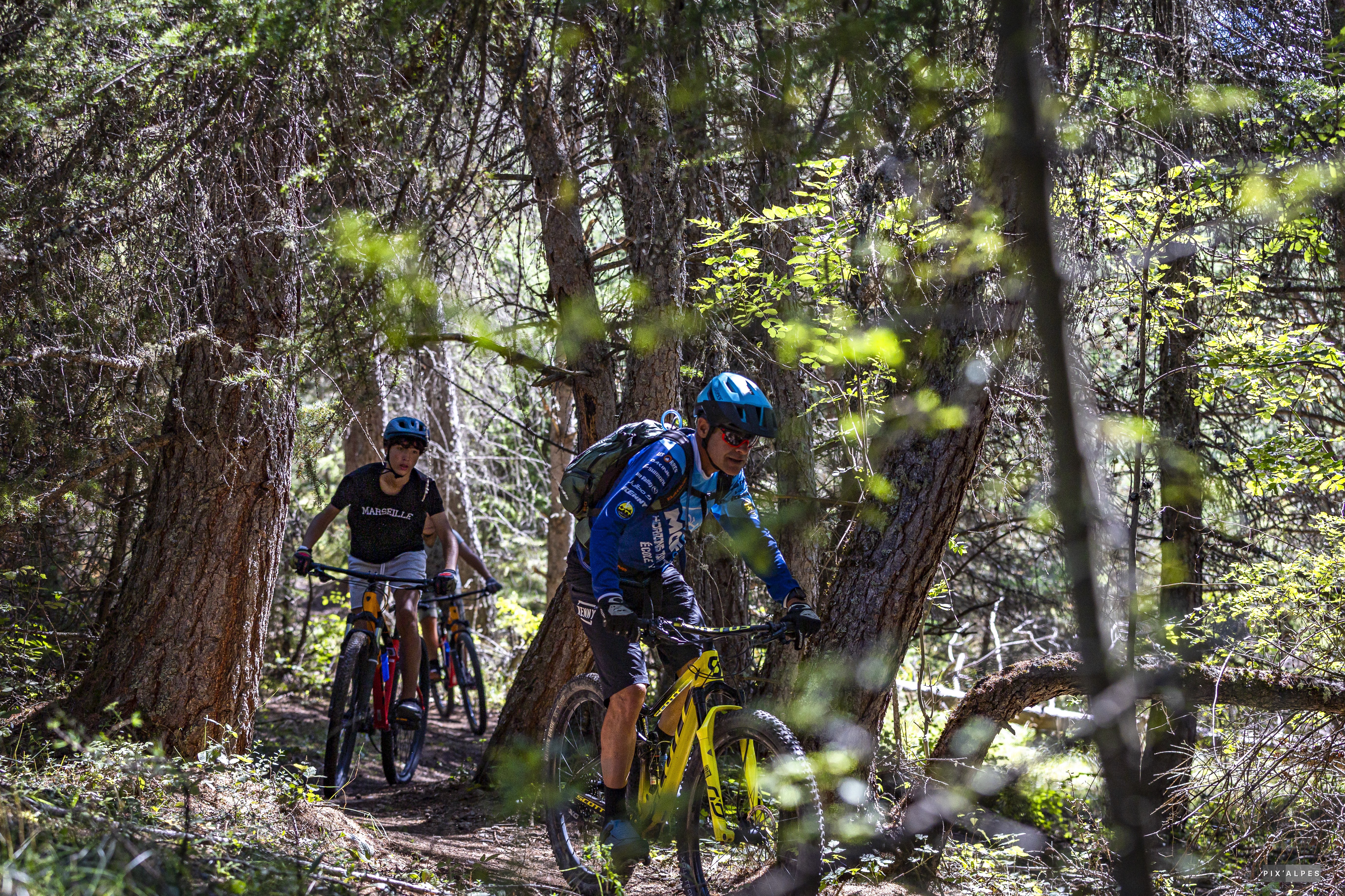 E.asy Bike Horizons Tout Terrain EMBRUN LES ORRES