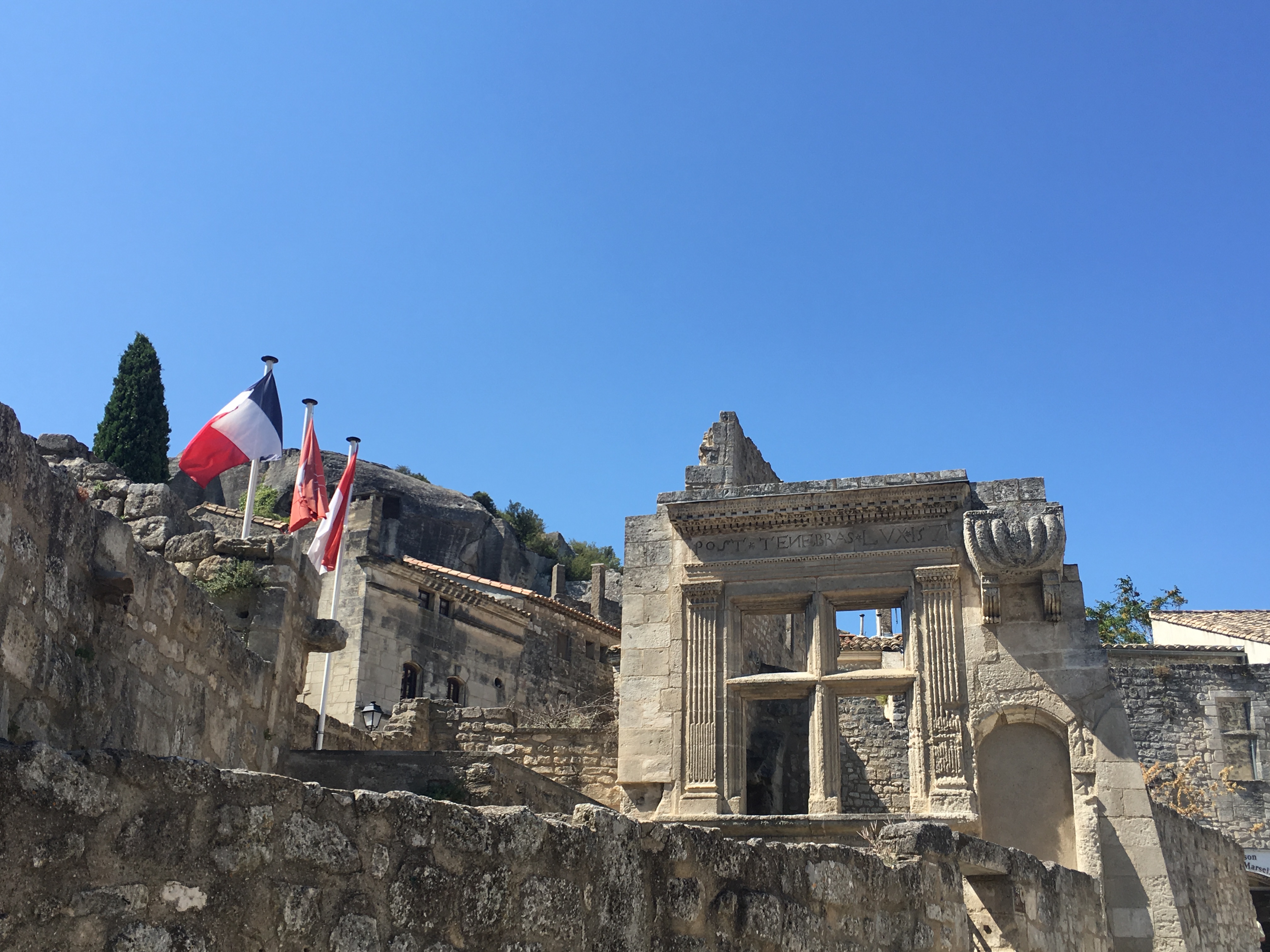 Ilot Post Tenebras Lux