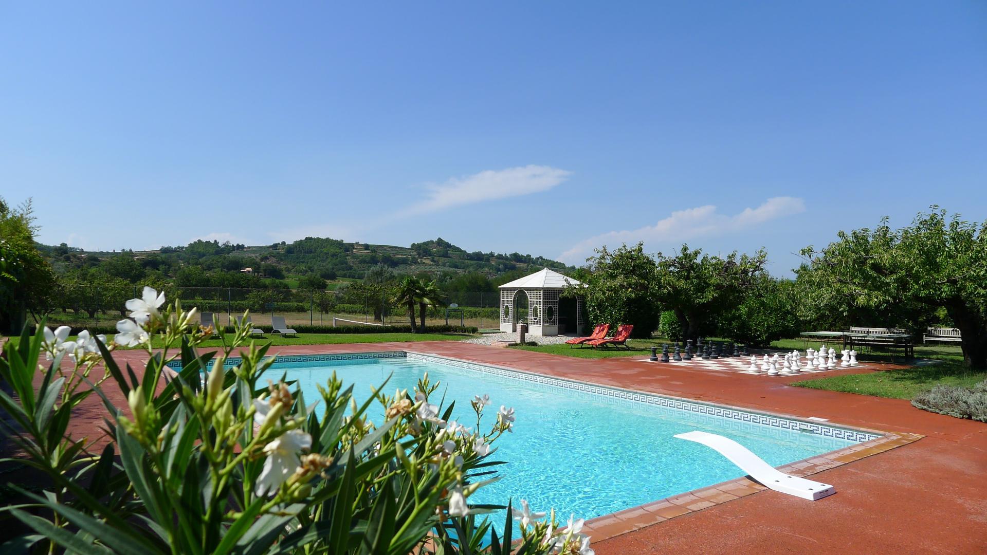 Piscine à partager
