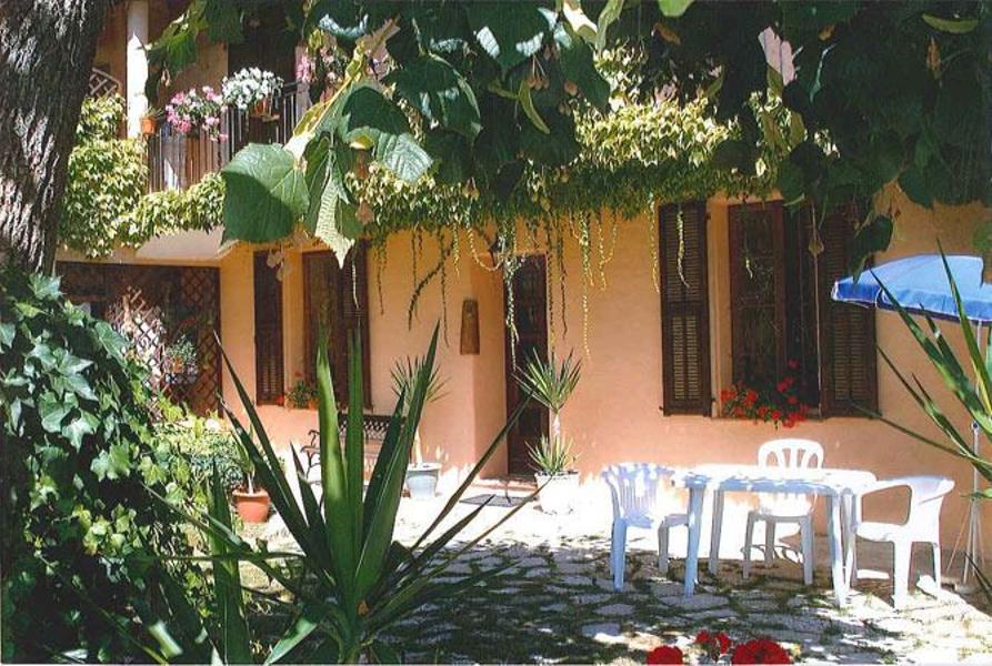 Gîte Le Jardin des Cinq Sens-Terrasse-Tourrette-Levens-Gîtes de France des Alpes-Maritimes