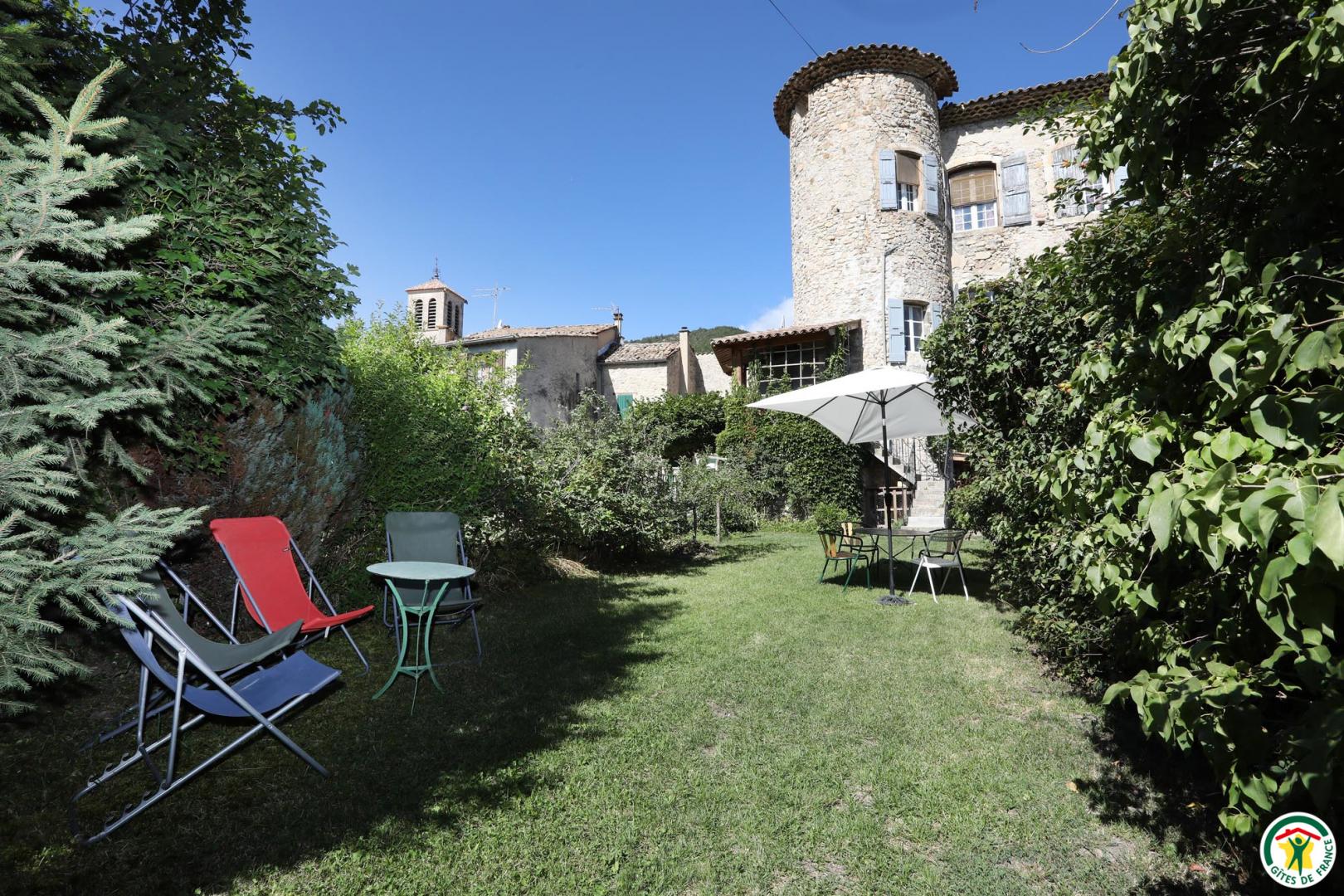 Salon de jardin et transats