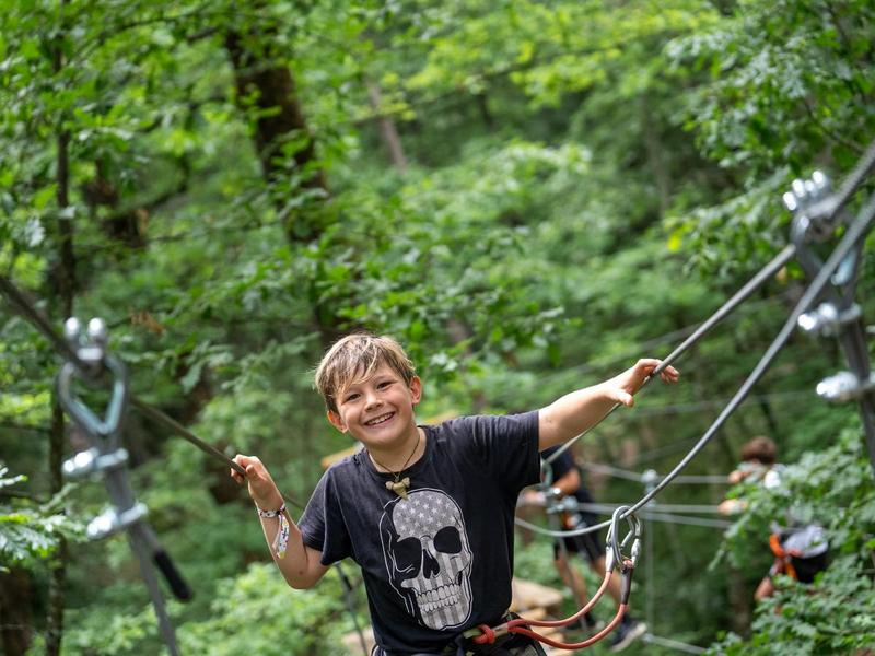Activité famille Ardèche et Gard Accrobranche
