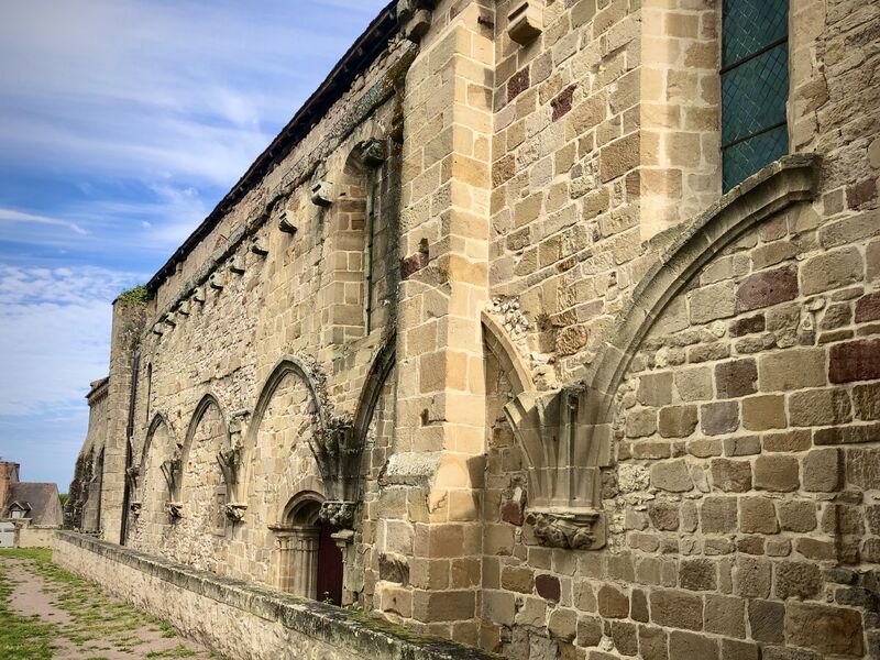 Eglise de Saint-Menoux