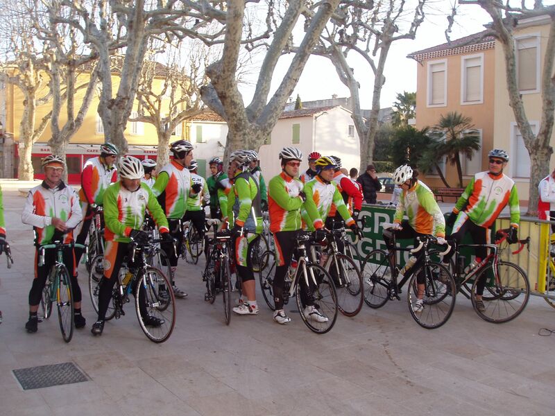 Velo sport cyclo hyerois