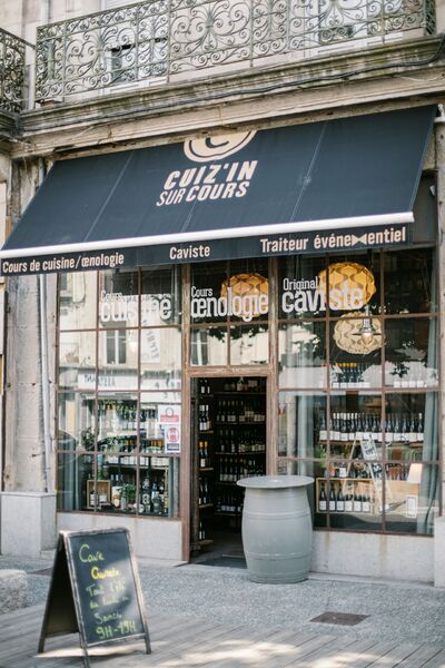 Boutique Cave Cuiz in sur Cours