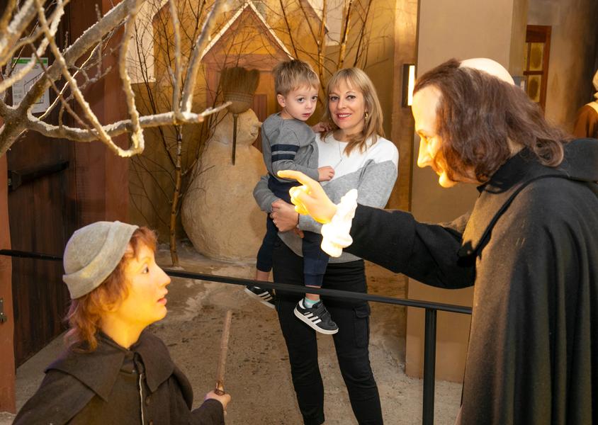 Visite du musée de cire d'Ars