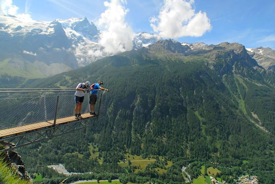 Sur la route du Chazelet