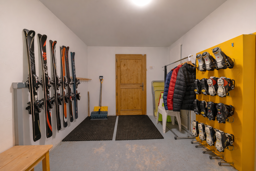 RACK A SKI ET SECHES CHAUSSURES DE SKI