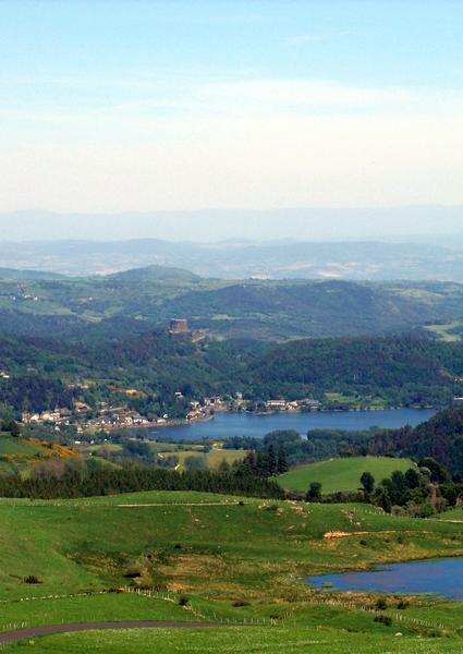 Excursion en bus depuis Le Mont-Dore : Saint-Saturnin et les lacs d'Auvergne