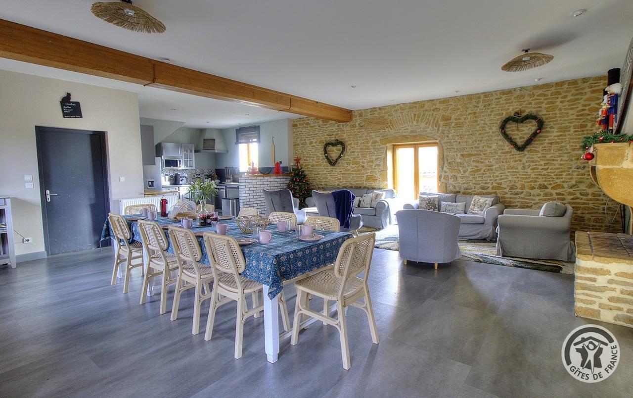 Grand Gîte - 29 personnes - avec piscine -