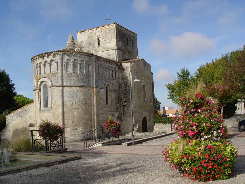 Église Saint-Étienne de Vaux-sur-Mer