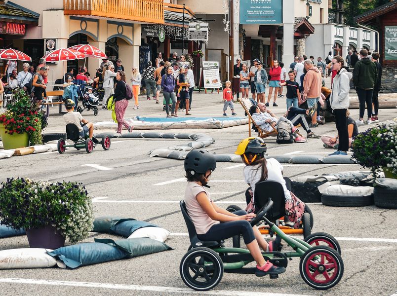 Image Kart_a_pedales_-_Fete_de_Valfrejus_-_Valfrejus_-_08.22_B.Thomas_OT_HMV