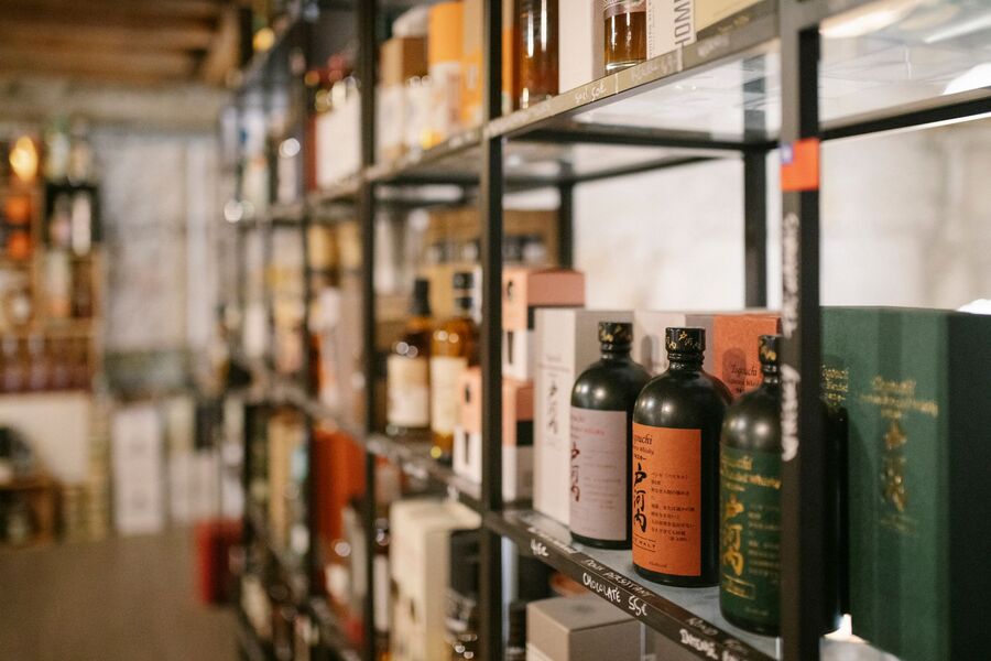 Boutique Cave Cuiz in sur Cours