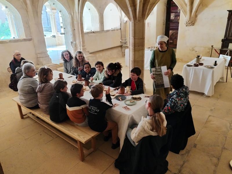 Atelier Table médiéval